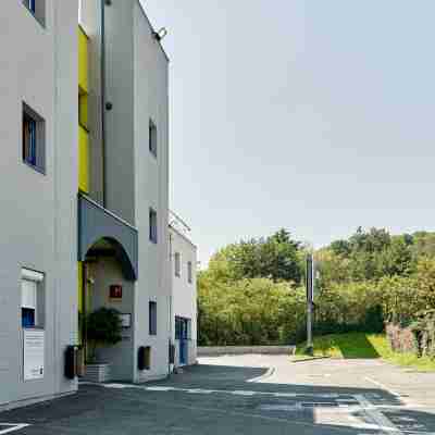 B&B Hotel Montlhery Hotel Exterior