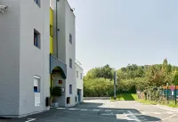 B&B HOTEL Montlhery Hotels in Essonne