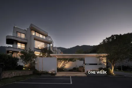 ONEWEEK·Designer Holiday Homestay [Anji Yunshang Grassland Resort] Отели рядом с достопримечательностью «Chuancun»