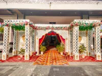 shri harichand hotel - 2 ดาว