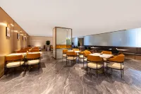 Mohe Yilong Hotel (Municipal Government Branch)