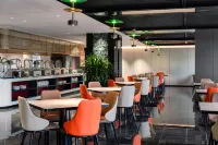 奥斯頓インターナショナルホテル(昭蘇人民政府天馬湖公園)