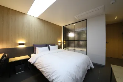 Yeoubi Hotel Hotels in OSIRIA