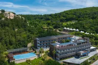 Pingyang Blue Acacia Resort Nanji Island Hotels near Dashaao Beach