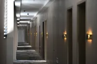 Yazhu Light Luxury Hotel