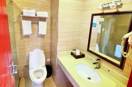 Seda Grand Hotel Отели рядом с достопримечательностью «Seda Sky Burial Platform»