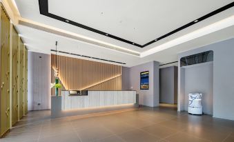 Rujia Business Hotel (Changzhi High-tech Zone Zhangze Lake Wetland Park Branch)