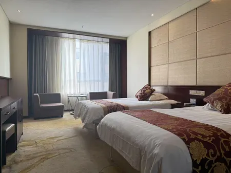 Lanhuahua International Hotel Отели рядом с достопримечательностью «Yongning Hequan Lake Tourist Area»