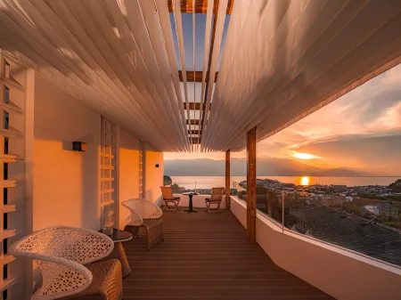 Dali Muqing · MOON&SUN Sunset Cliff Sea View Hotel Отели рядом с достопримечательностью «Daoyibang Fishing Village»