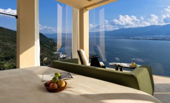 Nocturne Villa at Yueyin Ting | Full View Half Mountain Sea View Resort Hotel (Dali Erhai Branch)