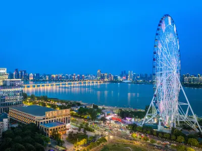 Orange Hotel (Nanchang Honggu Beach Vientiane City Store) Hotels near Star of Nanchang Ferris Wheel