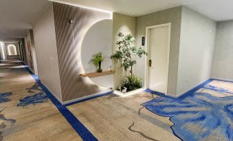 Danyang Binjiang Business Hotel