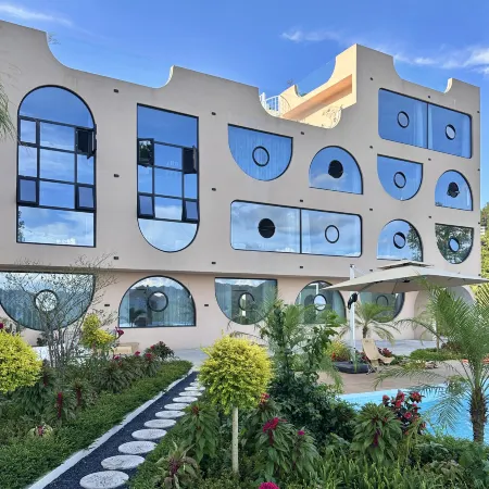 WenchengWildLuxury Hotel