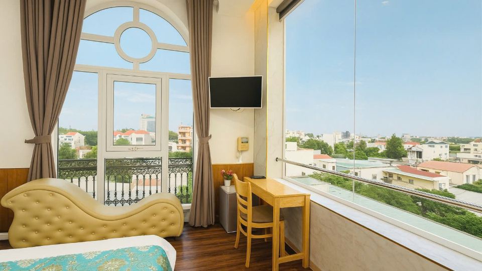 BIG Central Hotel Can Tho - 7 Minutes to Ninh Kieu Wharf