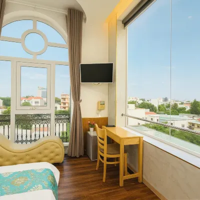 BIG Central Hotel Can Tho - 7 Minutes to Ninh Kieu Wharf Hotels near Song Hau Park