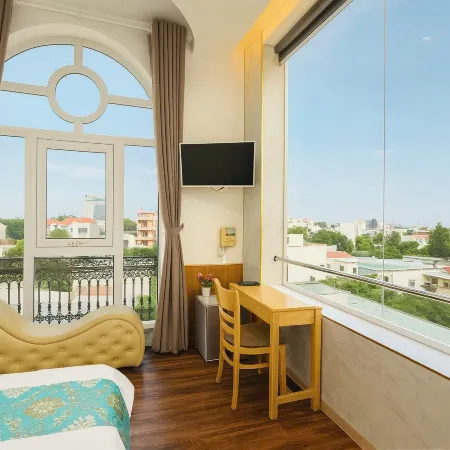 BIG Central Hotel Can Tho - 7 Minutes to Ninh Kieu Wharf Отели в г. Кан То