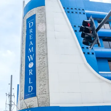 Hotel DreamWorld Araneta Cubao Отели рядом с достопримечательностью «Колизей Аранета»