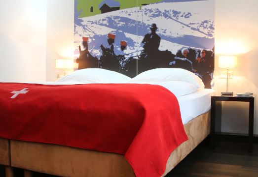 헬베티아 룸스 – 셀프 체크인