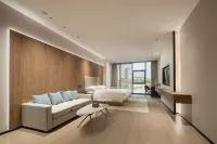 Floral Hotel·Moonlit Lake Hotel(Wuxi East Station Store) Hotels in East Railway Station Area