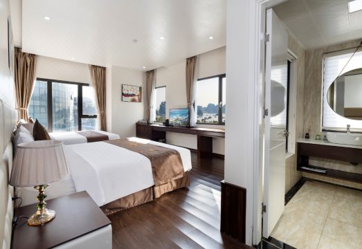 [다이아몬드 럭셔리 호텔의 옥상 바 또는 전망]