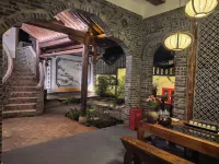 Heting Xiyin Homestay (Weishan Ancient City) Hotels near Wenhua Academy