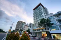 Record Hotel Hotels near Da Nang Downtown
