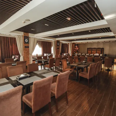 Yingfeng Hotel