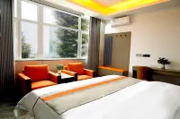 Yilian Hotel (Yanjiao Station Subway Station)