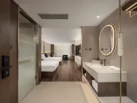 Fengyuan | MARTLIGHTLUXURYSHOTEL Smart Hotel (Taiyuan Qinxian North Street Maoye World) Hotels near Changfeng Street