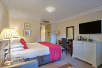 Sunday Box Hill Burford Bridge Hotel Hotels in Dorking