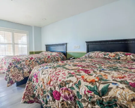 Day & Night Inn Hotels in Hesperia