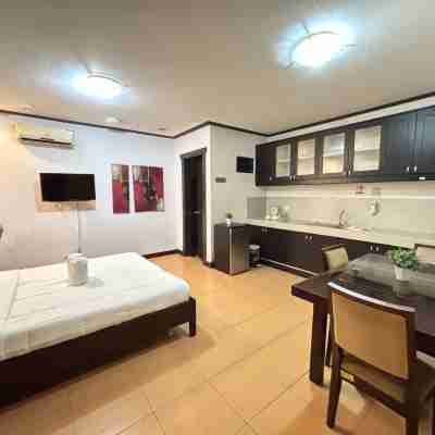 D' Leonor Hotel Rooms