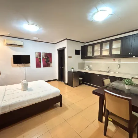 D' Leonor Hotel
