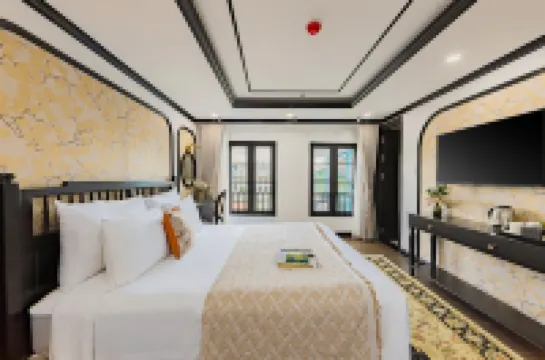 Cherry Dalat 3 - Luxury Hotel