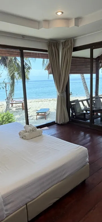 บังกะโลริมทะเล (ห้องใหญ่)