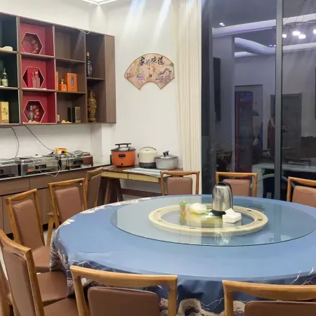 Luoxi Tianehu Homestay