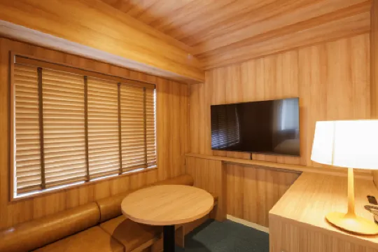 HOTEL AMANEK Asakusa Sakurabashi Отели рядом с достопримечательностью «Ворота Ходзо-мон»