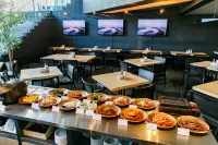 The Grand Palace - breakfast