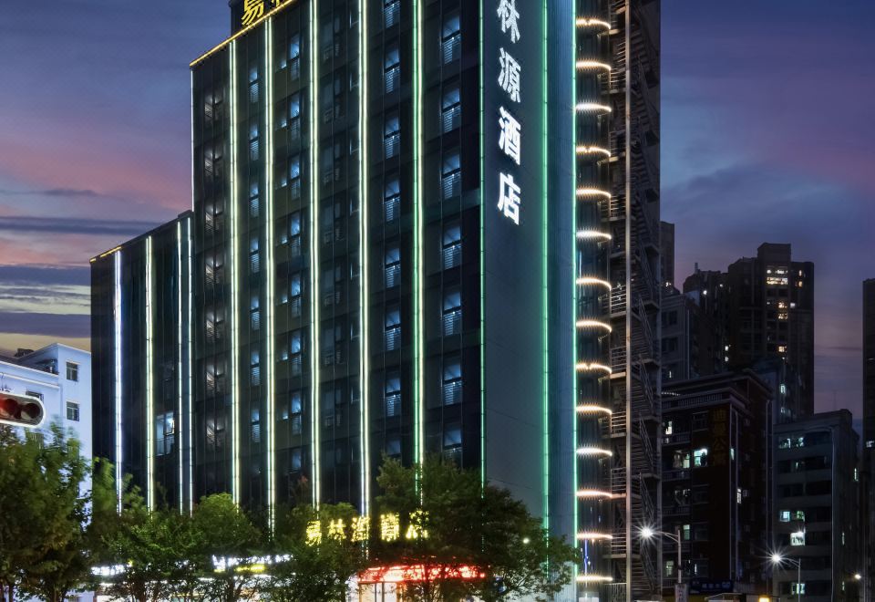 주변 상권 전경