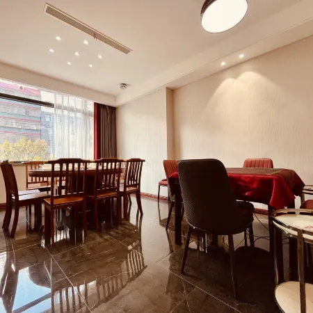 Xiangtan Eden Business Hotel