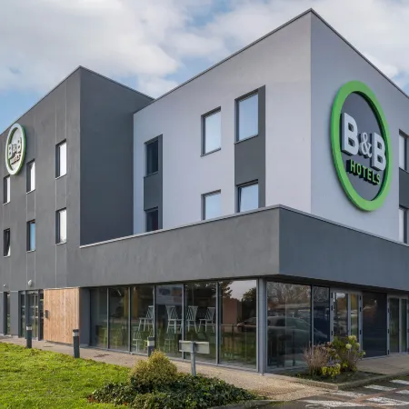 B&B Hotel Laval Ouest