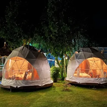 Lion Cafe Resort