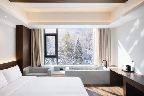 Shiyue • Private Hot Spring Hotel