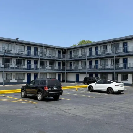 Motel 6 Chicago, IL - Halsted