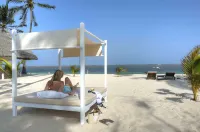 Diamonds Malindi - Beach