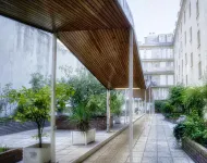 Stunning studio with elevator access in the Marais