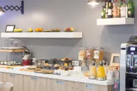 Grand Hôtel Clichy Paris - breakfast