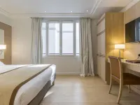 Hotel de Castiglione Paris Hotels near Place de la Concorde