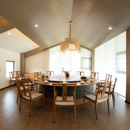 Nanshan Beishui · Another Visit to Wujiang Guesthouse