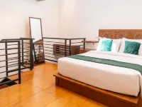 Briggs Inn Surabaya Hotels in Wonokromo